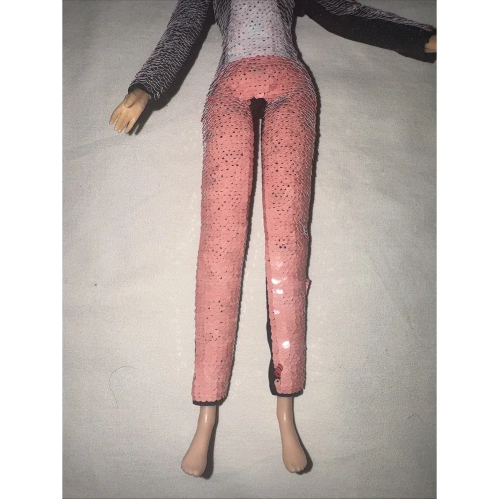 Zag Miraculous Ladybug Marinette 10'' Articulated Fashion Doll